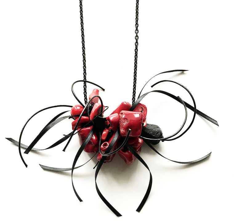 Coral black onyx necklace 